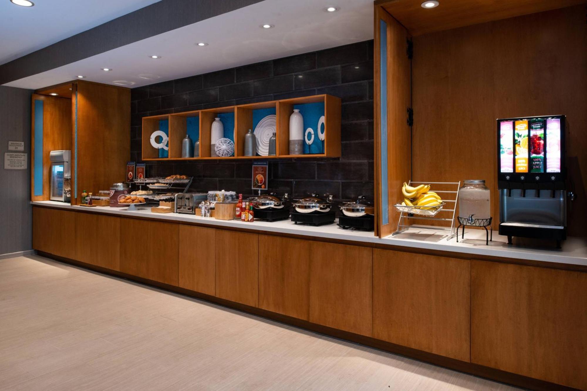 Springhill Suites By Marriott Elizabethtown Extérieur photo